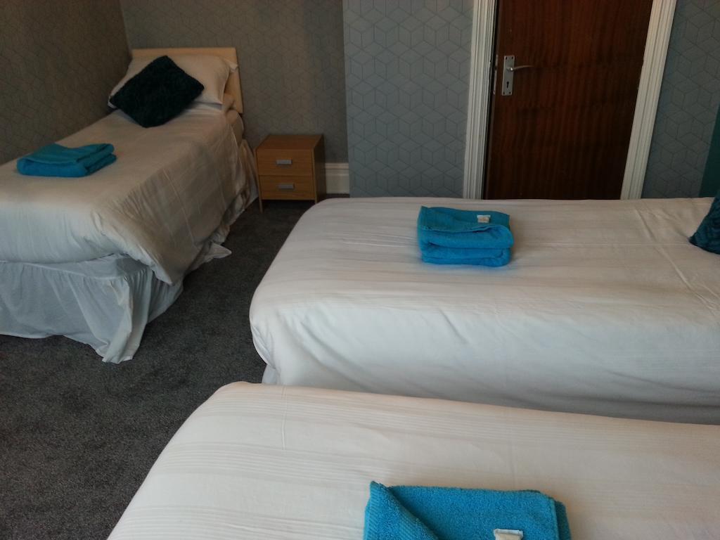 Lindum Hotel - Blackpool — Photos 1